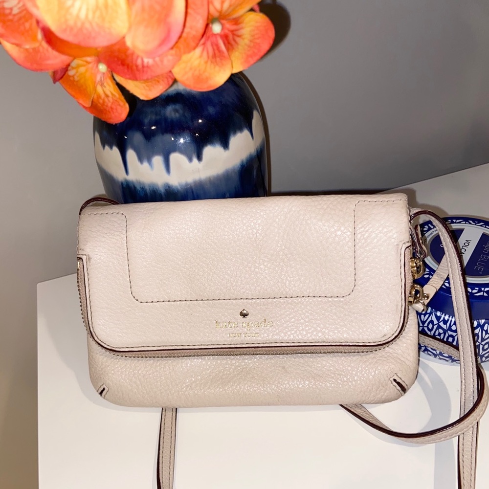 Cream Kate spade cross body bag